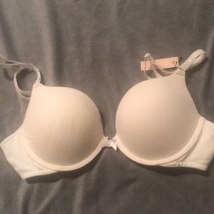 Victoria Secret Push up Bra